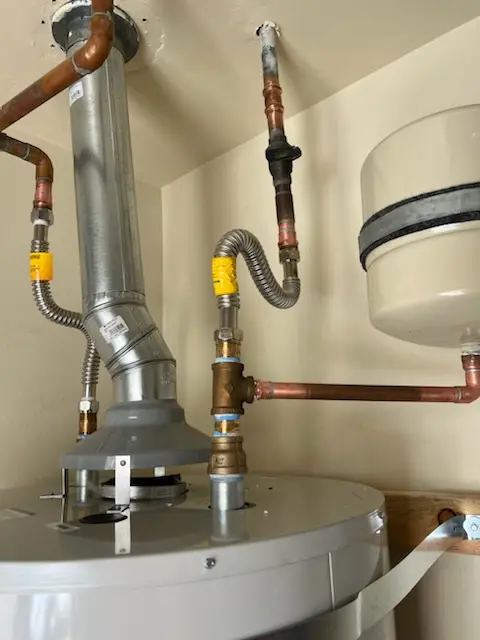 Water heater installation and plumbing repair in Richmond Heights